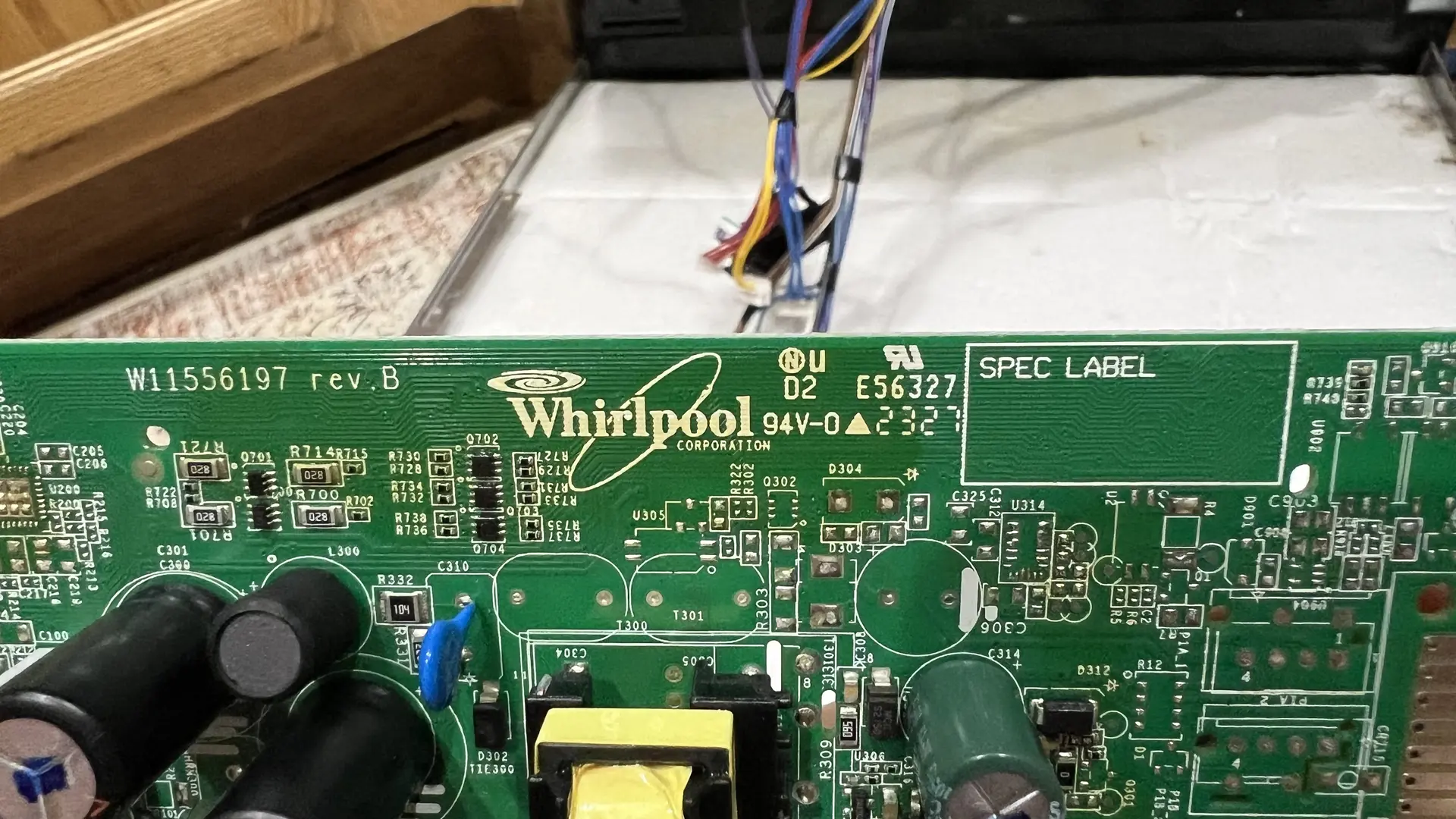 Whirlpool board showing part number W11556197